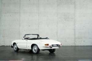 Image 8/50 of Alfa Romeo 1600 Spider Duetto (1966)