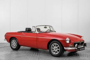 Afbeelding 7/50 van MG MGB (1973)
