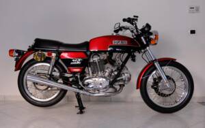 Immagine 1/96 di Ducati 750 GT (1974)