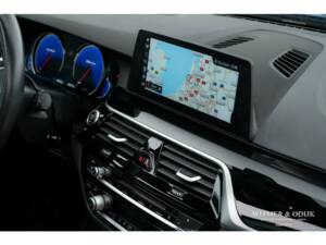 Image 18/50 of ALPINA B5 Touring Biturbo AWD (2017)