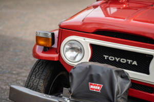 Image 2/44 de Toyota Land Cruiser FJ 40 (1979)