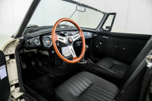 Bild 11/50 von MG MGB (1967)
