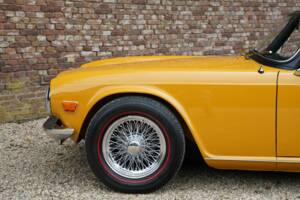 Image 10/50 of Triumph TR 6 (1971)