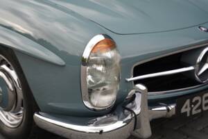 Image 26/43 of Mercedes-Benz 300 SL Roadster (1960)