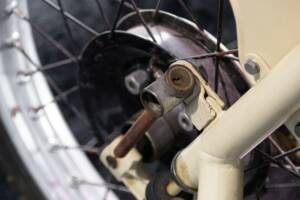 Immagine 46/50 di Moto Guzzi DUMMY (1951)