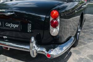 Afbeelding 29/75 van Aston Martin DB 5 Volante (1964)