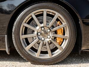 Image 7/75 of Aston Martin V12 Vanquish S (2007)