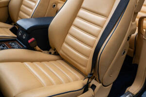 Afbeelding 23/50 van Bentley Azure (1997)