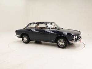 Bild 3/15 von Alfa Romeo 1750 GT Veloce (1969)