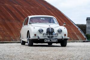 Bild 41/51 von Jaguar 240 (1968)