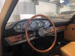 Image 14/19 of Porsche 911 2.0 (1966)