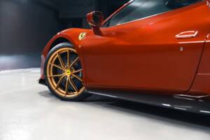 Bild 13/42 von Ferrari 488 Pista (2020)