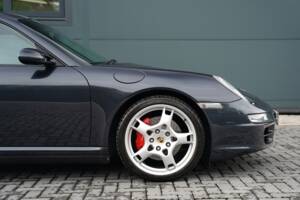 Bild 24/50 von Porsche 911 Carrera 4S (2007)