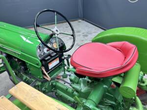 Image 3/50 de Porsche-Diesel P 133 (1956)