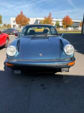 Image 2/18 of Porsche 911 SC 3.0 (1977)