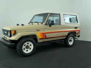 Afbeelding 5/8 van Toyota Land Cruiser BJ70 (1987)