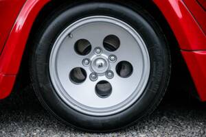 Bild 34/43 von Lamborghini Countach LP 5000 S QV (1988)