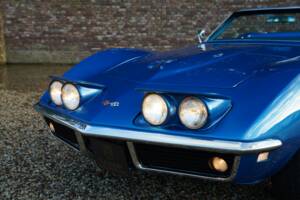 Image 19/50 of Chevrolet Corvette Stingray (1968)