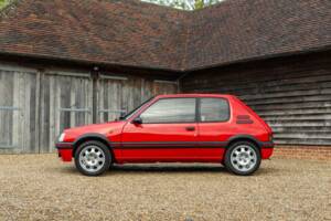 Immagine 39/50 di Peugeot 205 GTi 1.9 (1991)