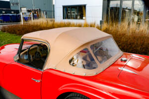 Image 4/7 of Daimler SP 250 (1961)