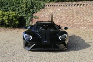 Image 19/50 of Ford GT Carbon Series (2021)