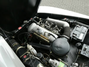 Image 19/26 of Mercedes-Benz 190 SL (1957)