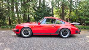 Immagine 36/37 di Porsche 911 Carrera 3.2 (1985)