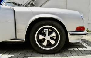Image 38/50 of Porsche 911 2.4 S (1973)