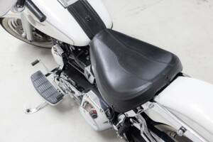 Image 31/34 of Harley-Davidson DUMMY (2002)