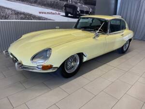 Afbeelding 2/19 van Jaguar E-Type (2+2) (1966)