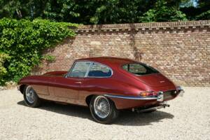 Afbeelding 2/50 van Jaguar E-Type 3.8 (1964)