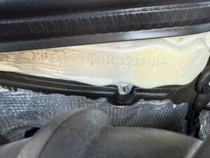 Image 26/36 of Mercedes-Benz E 200 (1994)