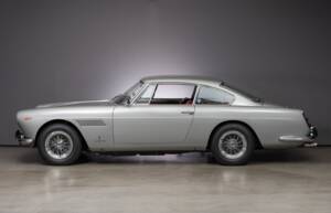 Image 3/29 of Ferrari 250 GTE (1961)