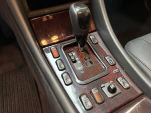 Image 27/50 of Mercedes-Benz CLK 230 Kompressor (2001)