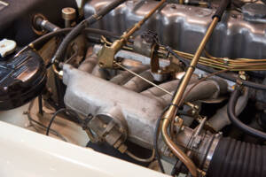 Image 46/55 of Mercedes-Benz 230 SL (1965)