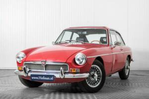 Image 3/50 of MG MGB GT (1967)