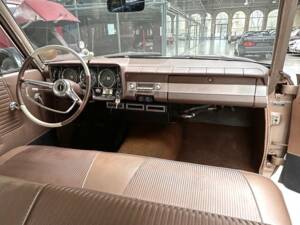 Bild 2/8 von Studebaker Commander Wagonaire (1963)