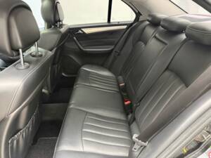 Image 26/27 of Mercedes-Benz C 55 AMG (2005)