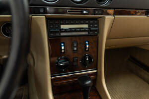 Imagen 17/40 de Mercedes-Benz 300 SL (1987)