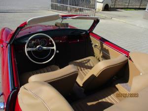 Afbeelding 32/40 van Volkswagen Karmann Ghia 1200 (1964)