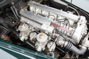 Afbeelding 18/102 van Jaguar XK 120 SE FHC (1954)
