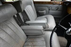 Image 25/50 of Bentley S 3 (1964)