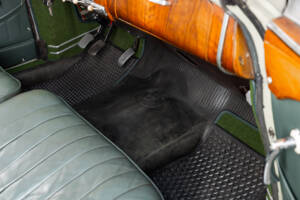 Bild 23/50 von BMW 502 - 3,2 Liter (1955)
