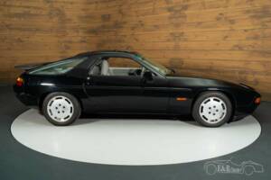 Bild 13/19 von Porsche 928 S4 (1987)
