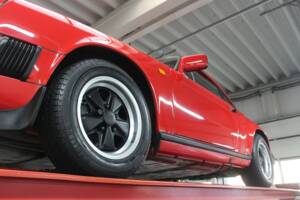 Bild 13/50 von Porsche 911 Carrera 3.2 (1988)