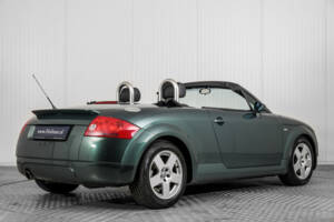 Bild 2/50 von Audi TT 1.8 T (2001)