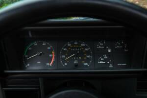 Immagine 13/50 di Alfa Romeo 75 3.0 V6 QV (1988)