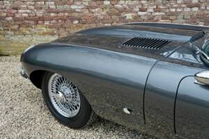 Immagine 11/50 di Jaguar E-Type 3.8 (1961)