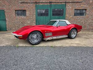 Image 32/71 of Chevrolet Corvette Stingray (1971)