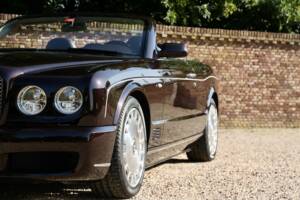 Image 20/50 de Bentley Azure (2008)